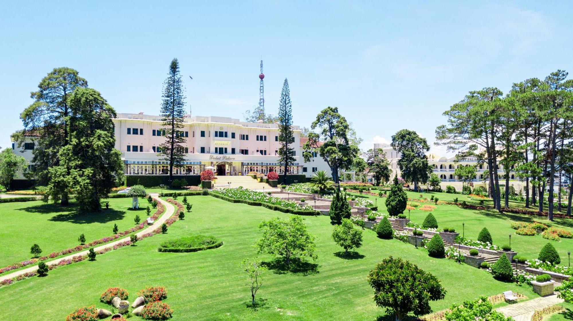 Dalat Palace Heritage Hotel Bagian luar foto